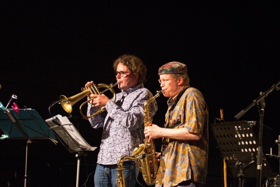 Konny Segeler (trp) und Klaus Pottgießer (sax)