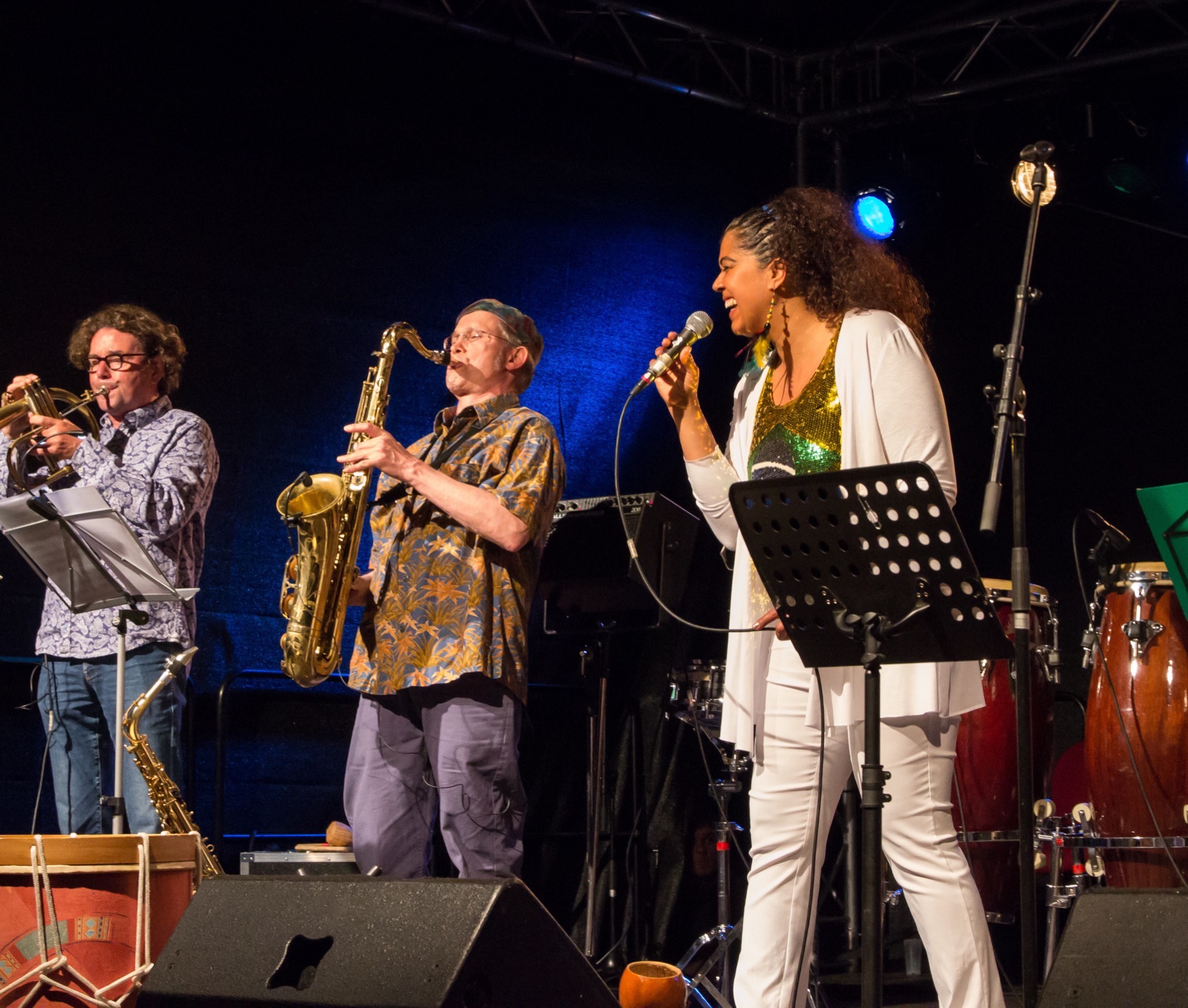 Konny Segeler (trp), Klaus Pottgießer (sax), Fernanda Bastos Soares (voc) · Photo: Rüdiger Vierhaus